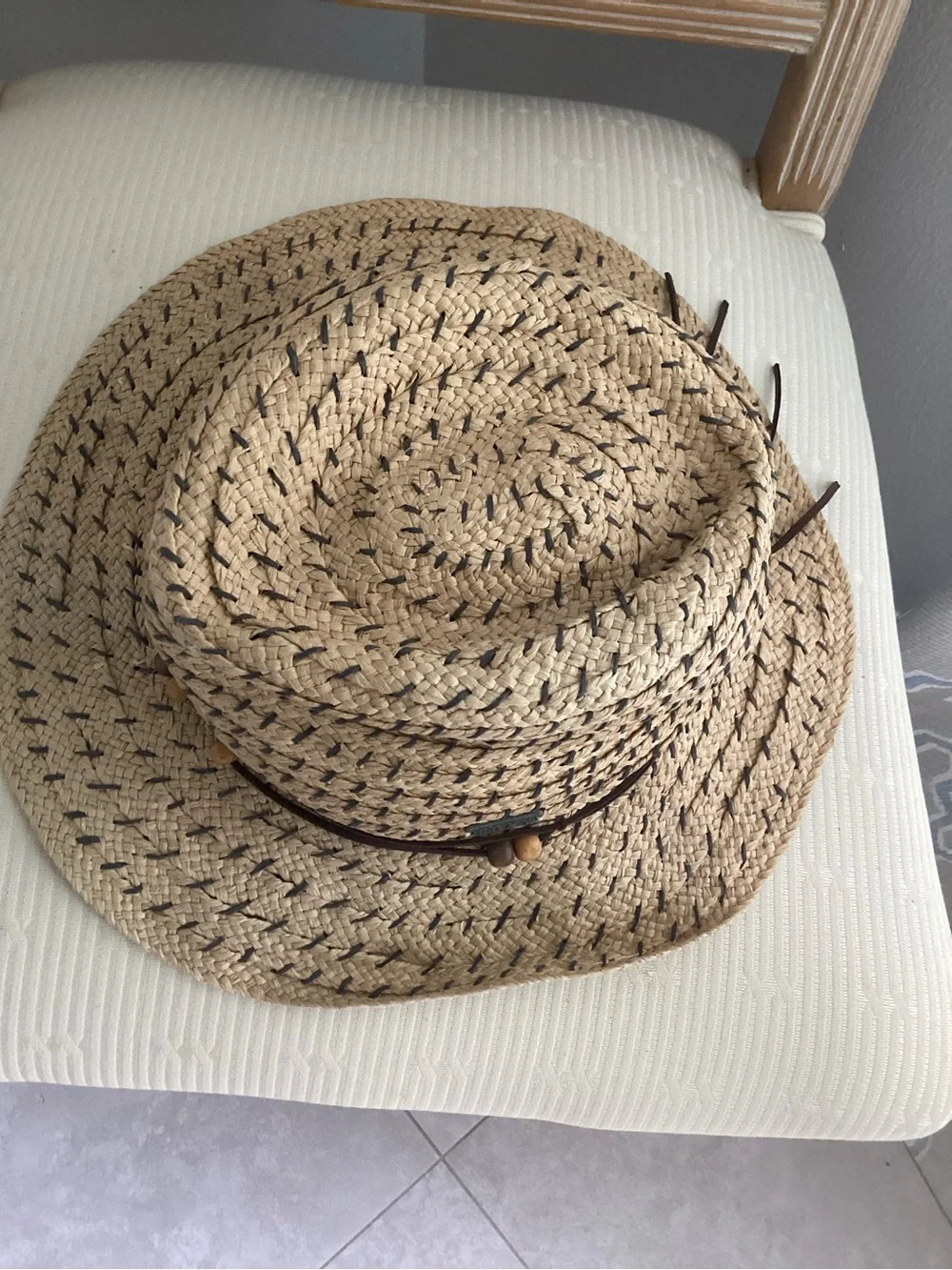 ROXY woven hat floppy hat EUC one size straw hat bead trim coastal festival - Picture 2 of 6